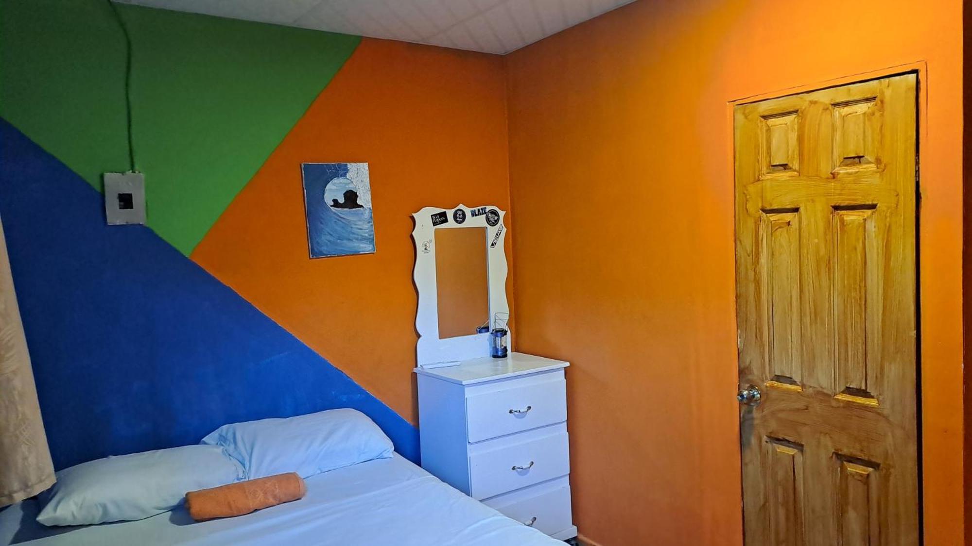 Hostal Nina Oly Tamanique Room photo